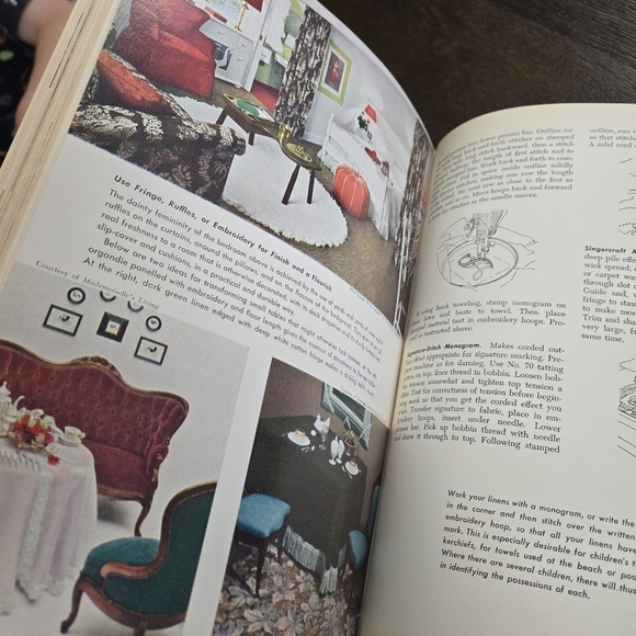 Singer Sewing Book 1949 Hardcover Vintage Craft Book - Picture 8 of 8